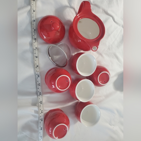 : Red flower Chinese Tea Set 6 cups and matching teapot - Picture 2 of 11